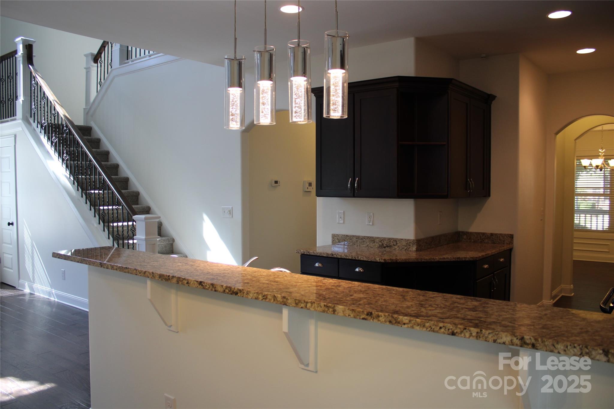 20127 Lamp lighters Way