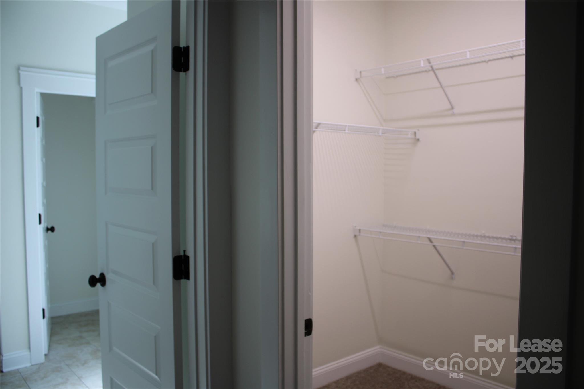 20127 Lamp lighters Way