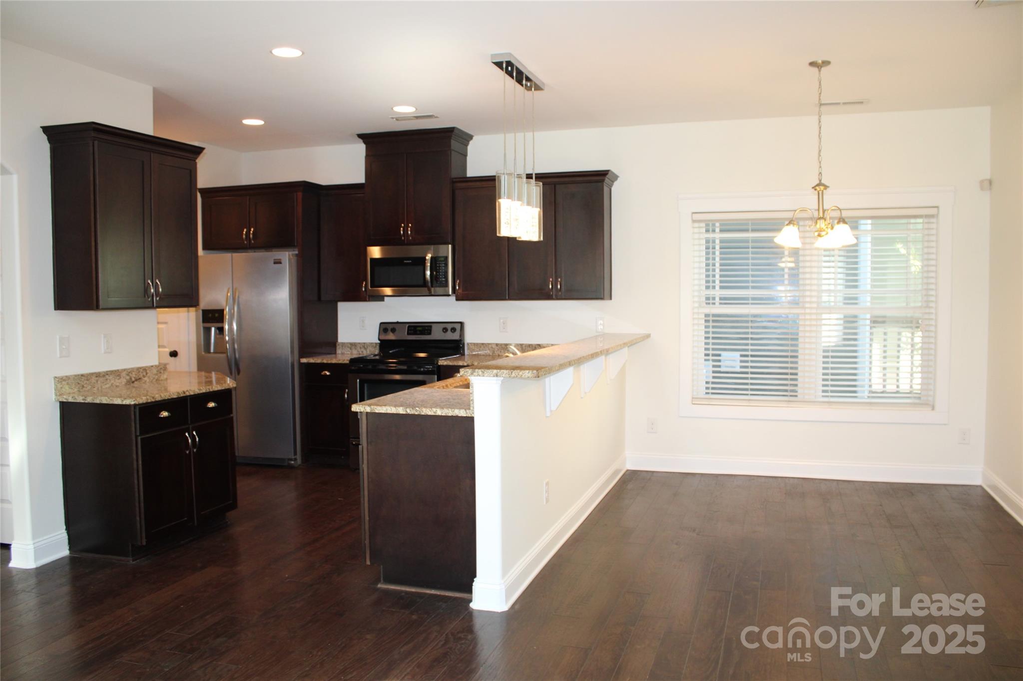 20127 Lamp lighters Way