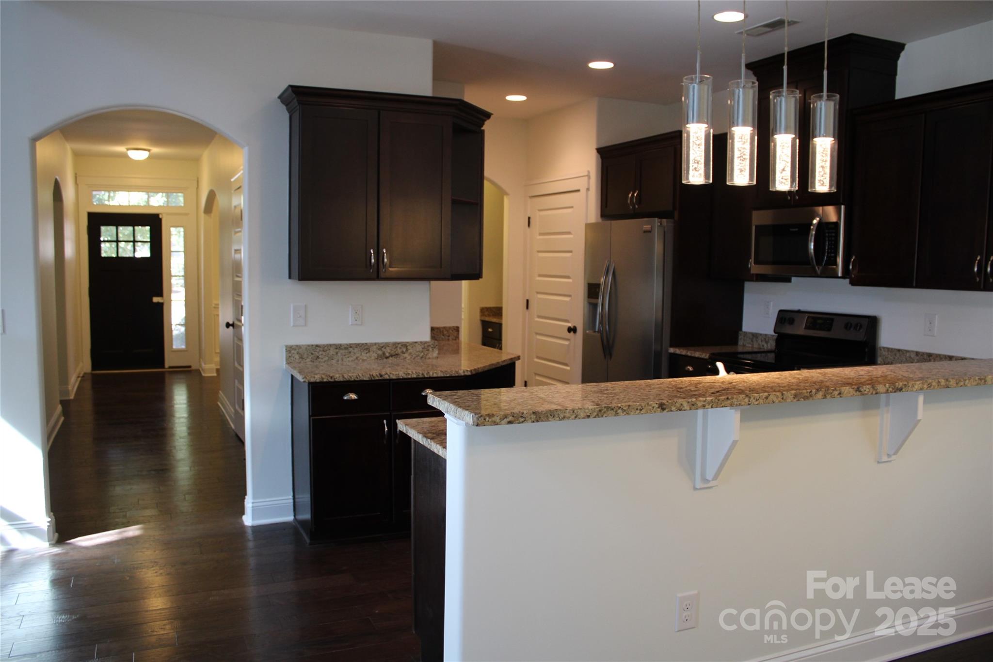 20127 Lamp lighters Way