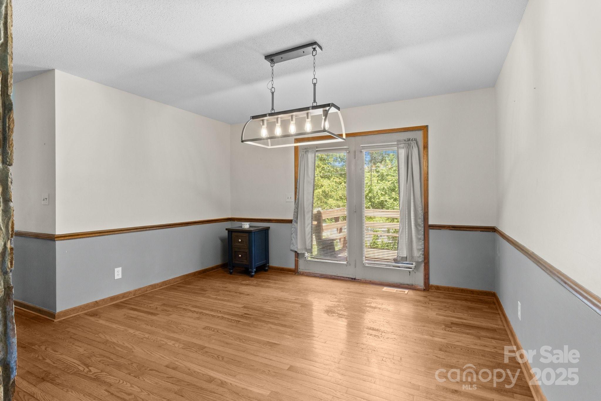 160 Walking Horse Run