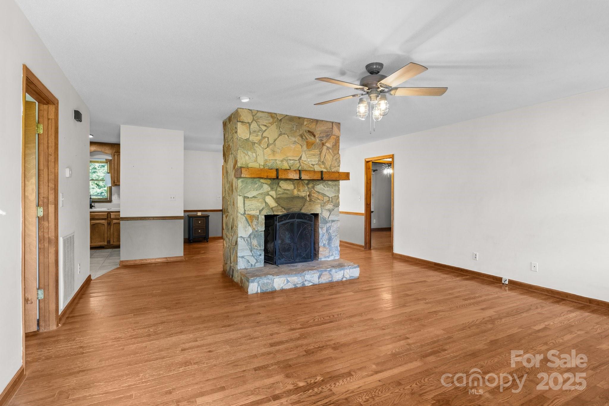 160 Walking Horse Run