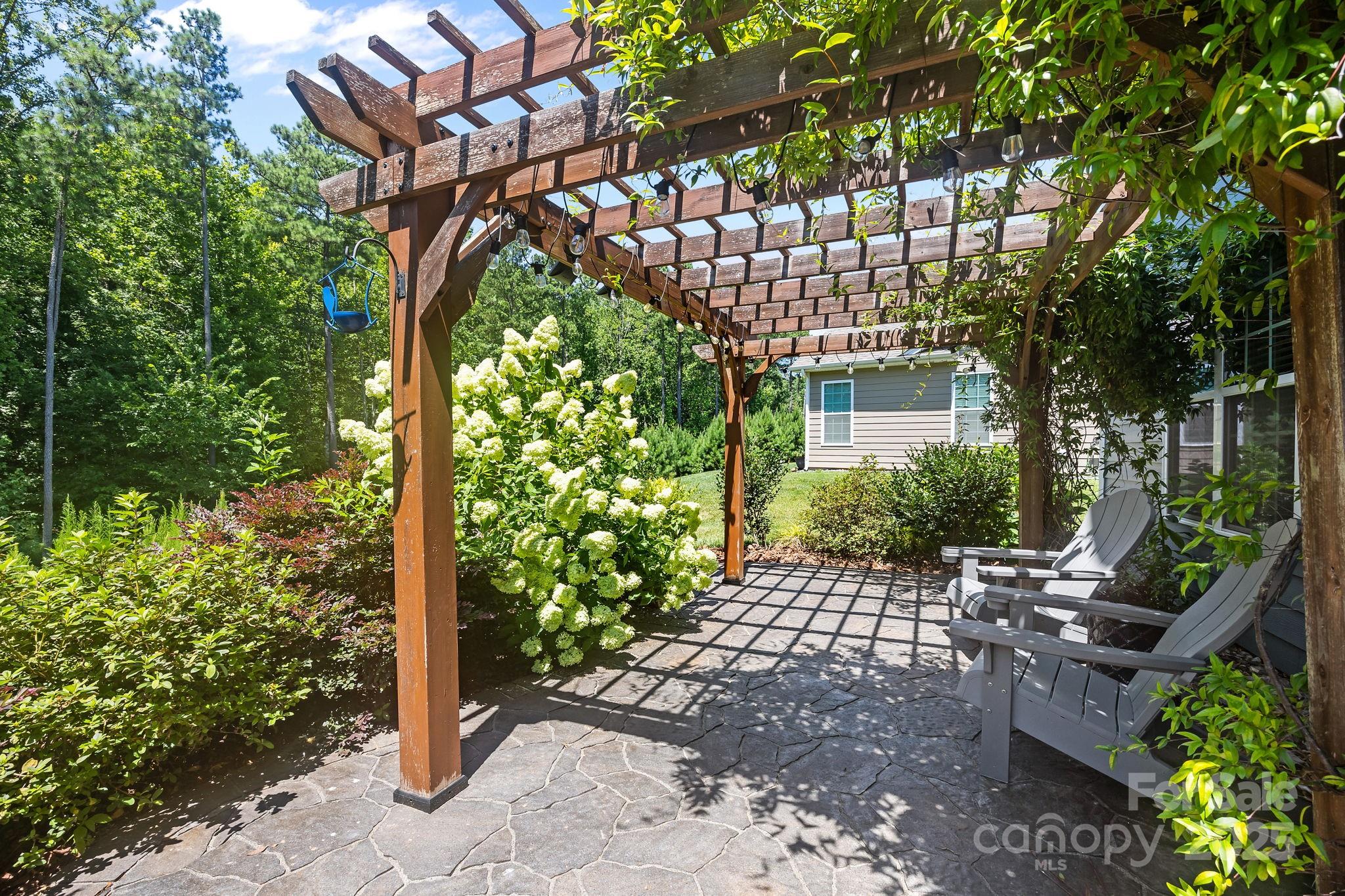 127 Atwater Landing Drive