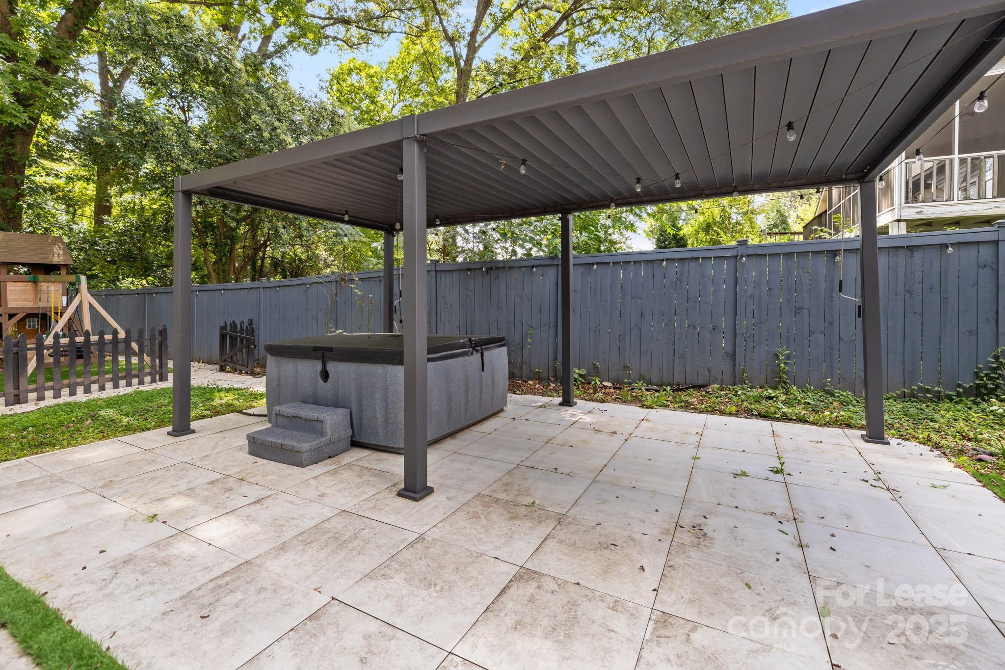 1705 Fountain View Drive