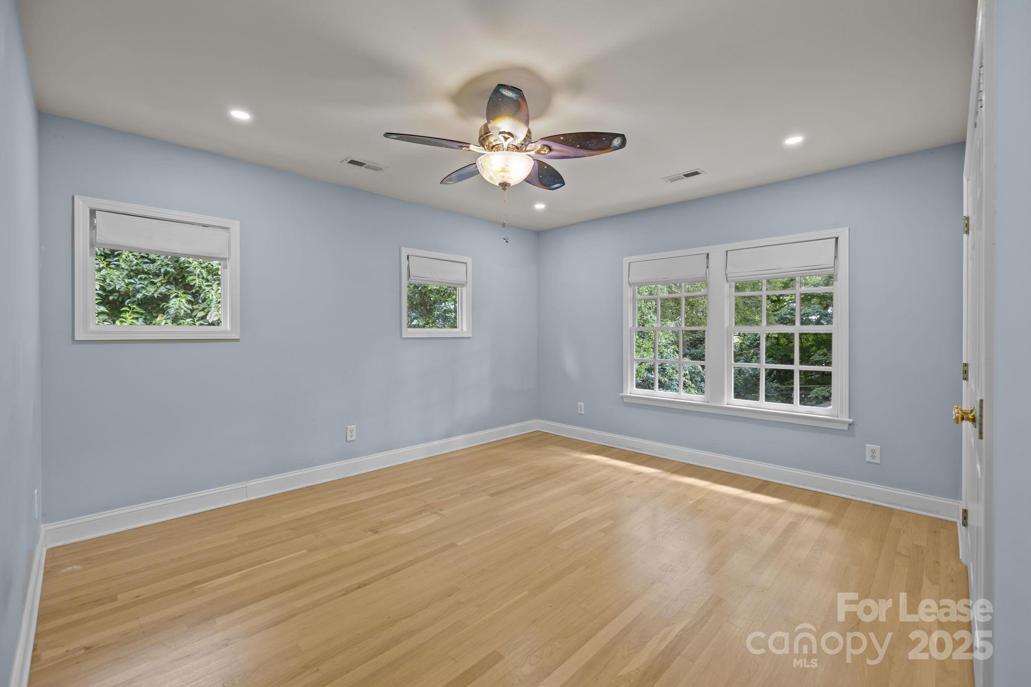 1705 Fountain View Drive