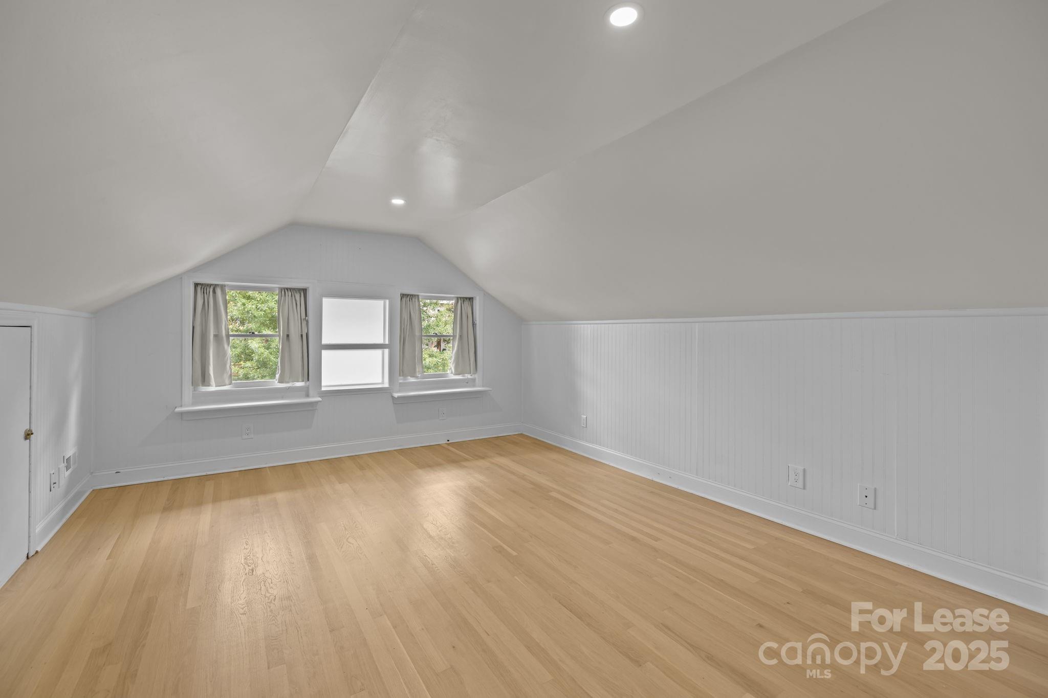 1705 Fountain View Drive