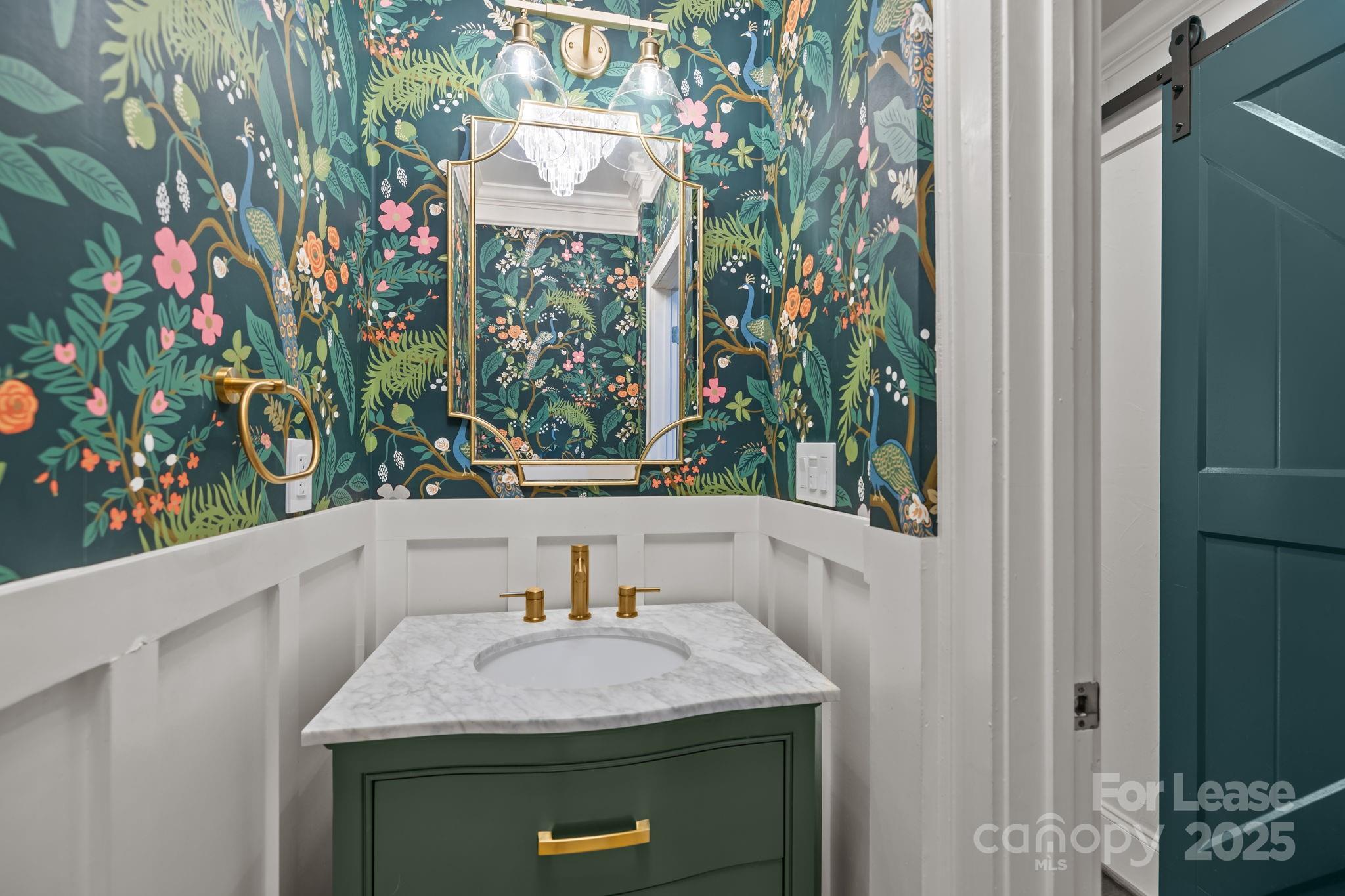 1705 Fountain View Drive