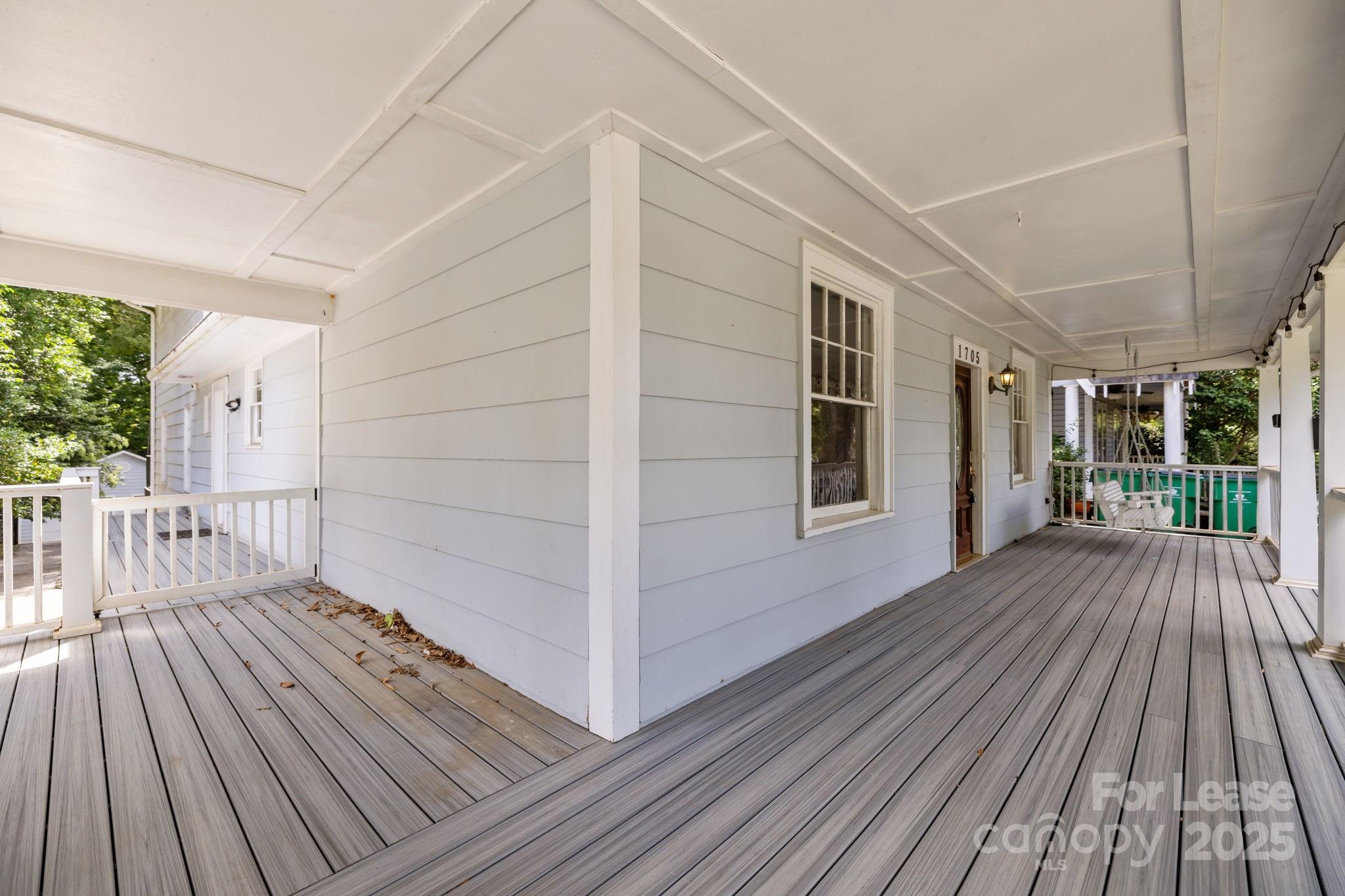 1705 Fountain View Drive