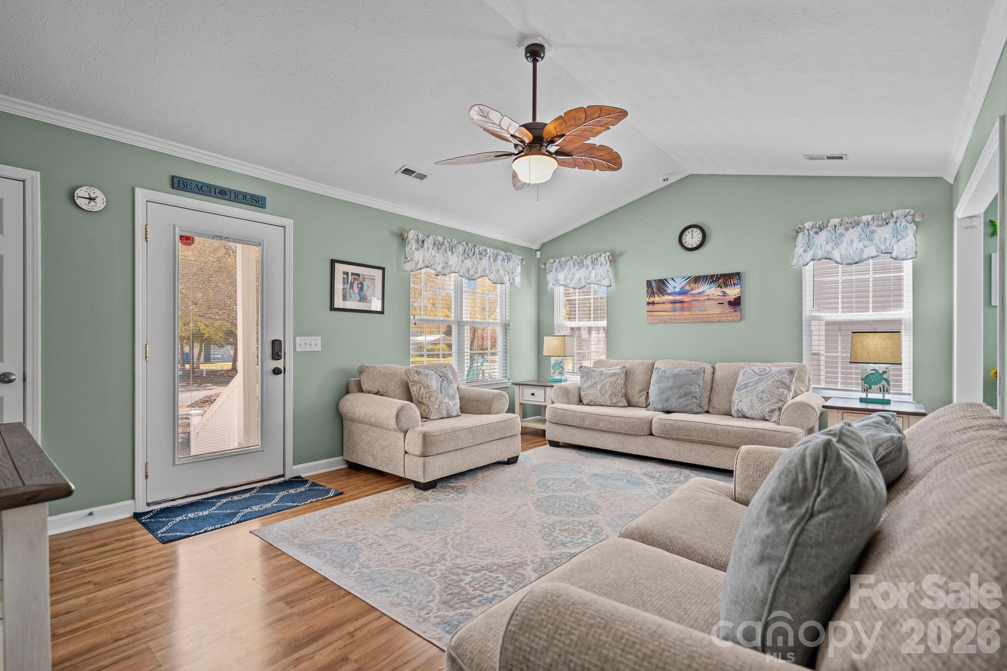 137 NE 4th Street
