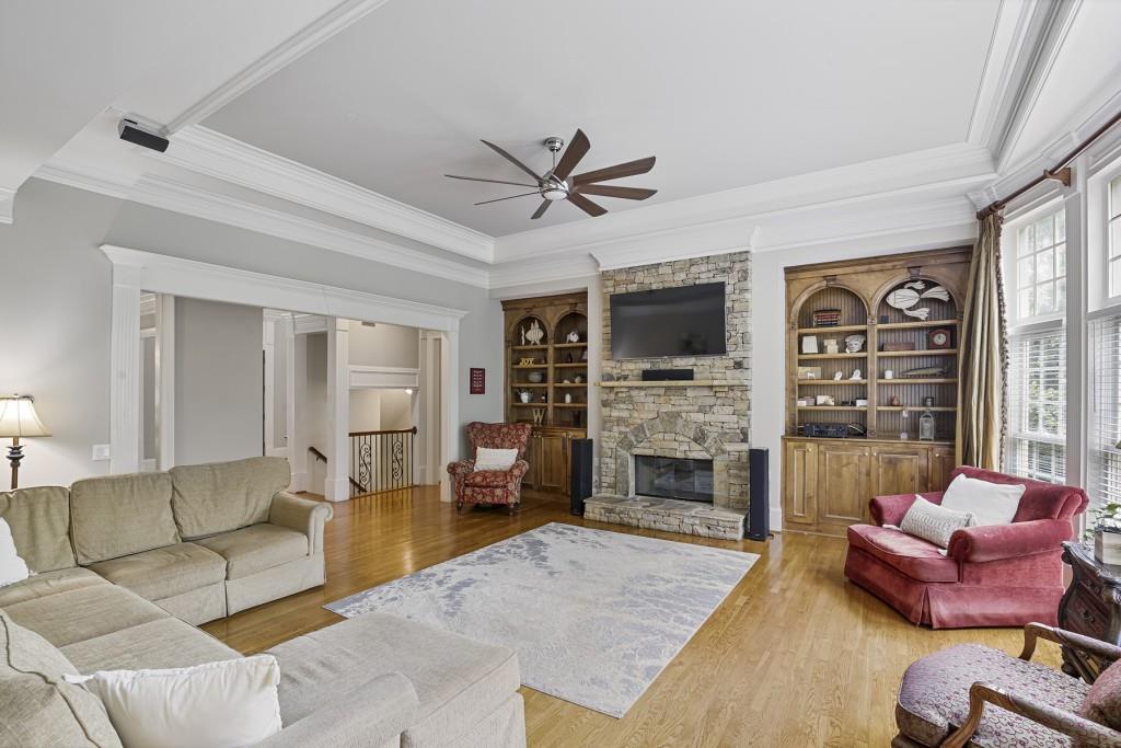 1315 Rolling Links Drive