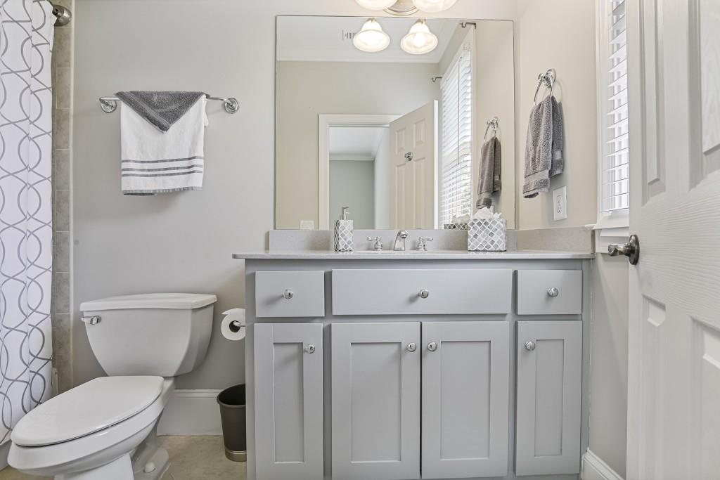 1315 Rolling Links Drive