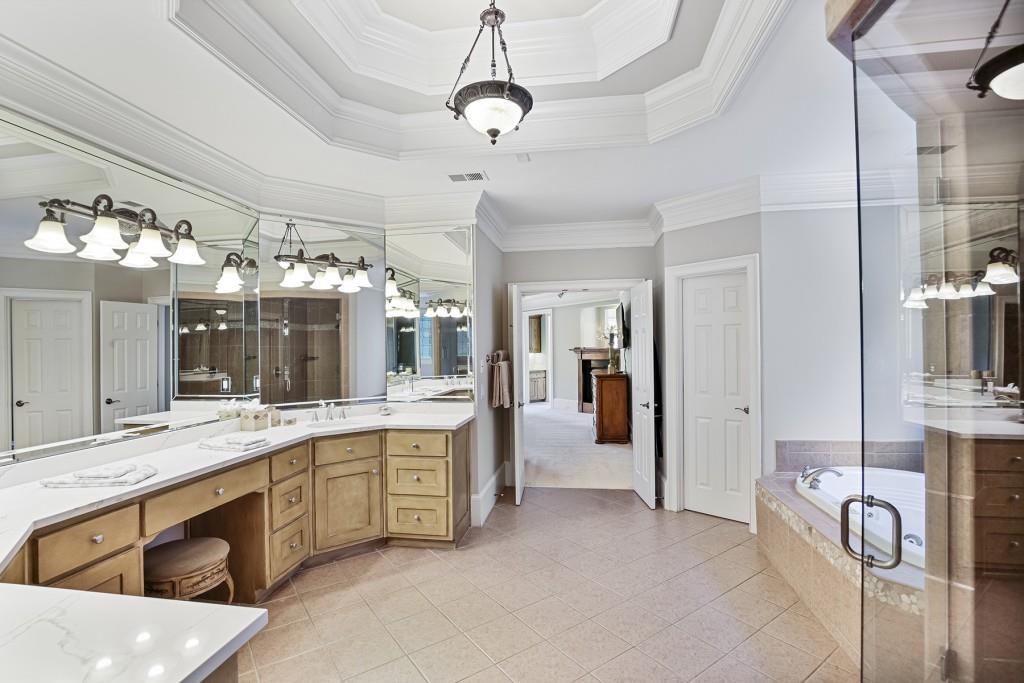 1315 Rolling Links Drive