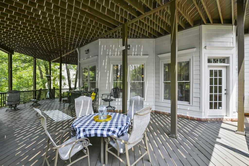 1315 Rolling Links Drive