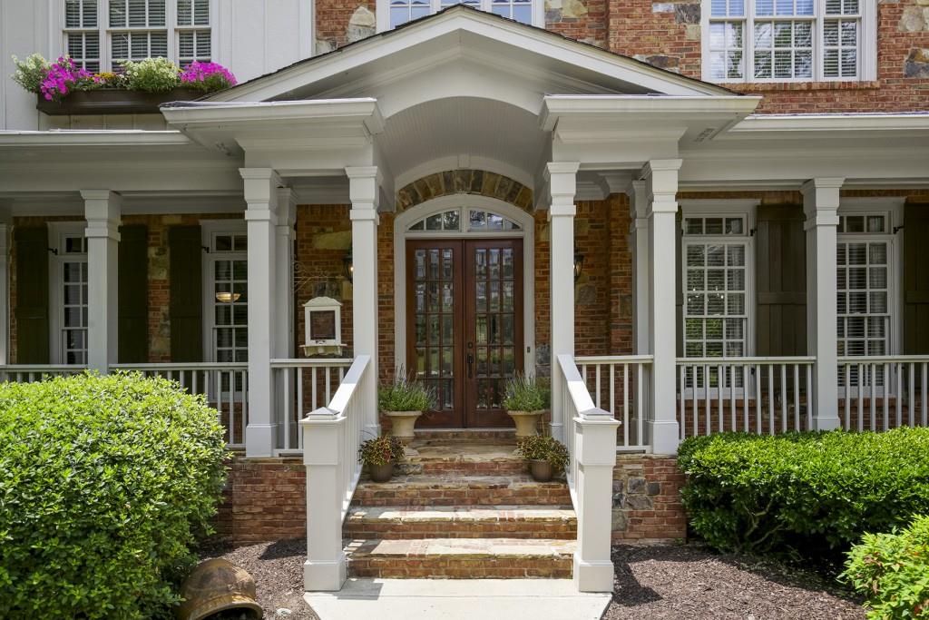 1315 Rolling Links Drive