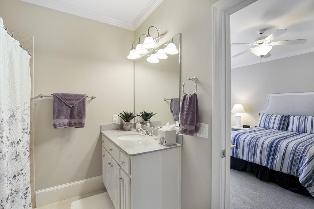 1315 Rolling Links Drive