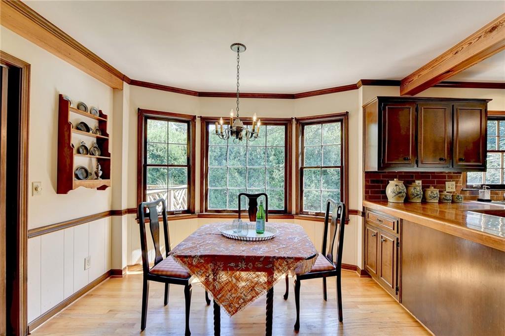 5179 Meadowlake Drive