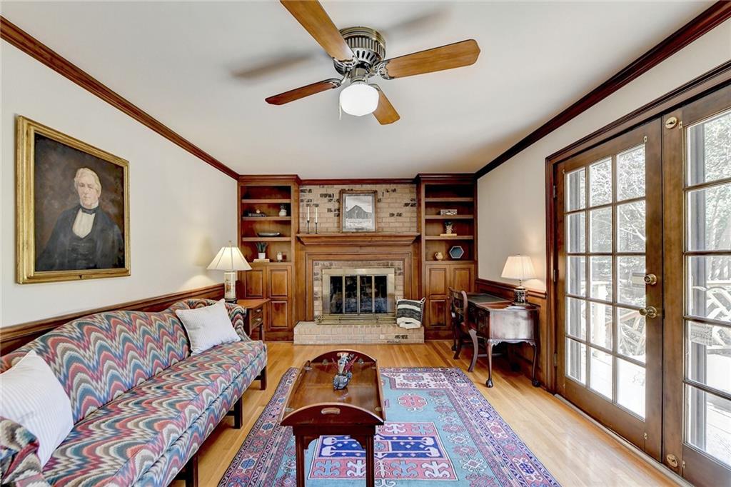 5179 Meadowlake Drive