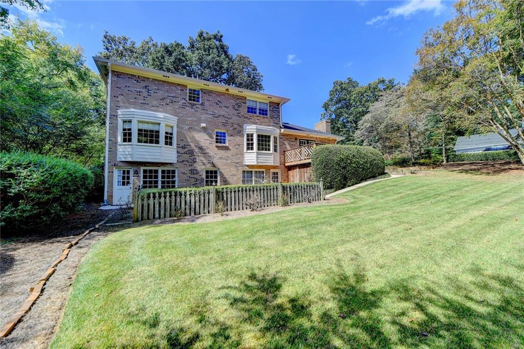 5179 Meadowlake Drive