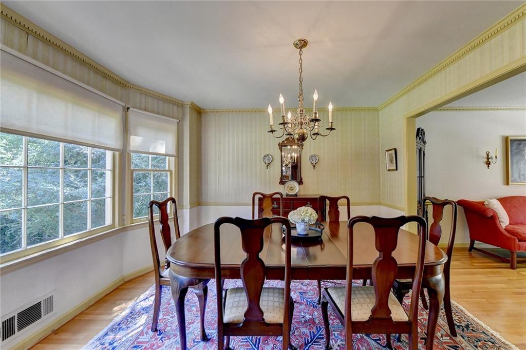 5179 Meadowlake Drive