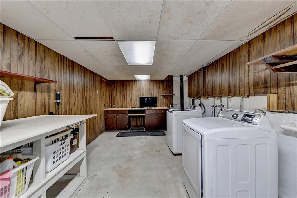 5179 Meadowlake Drive