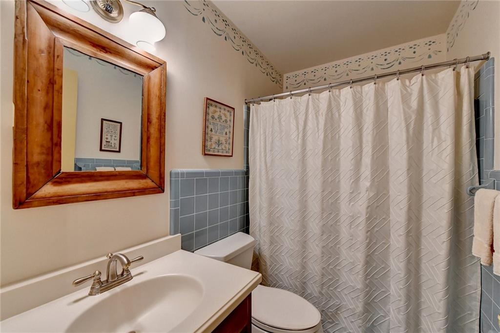 5179 Meadowlake Drive