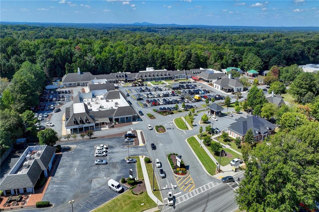 5179 Meadowlake Drive