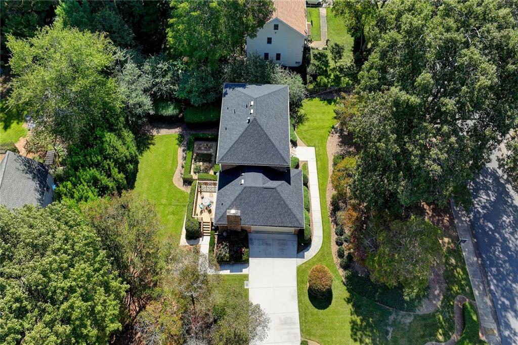 5179 Meadowlake Drive