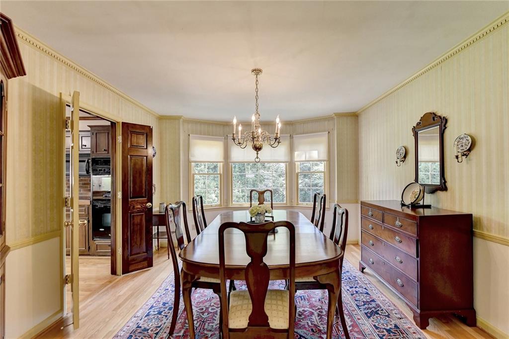 5179 Meadowlake Drive