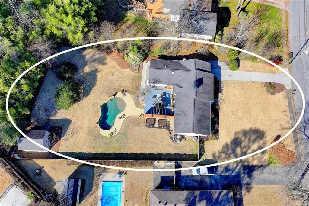 2500 Hawthorne Drive NE