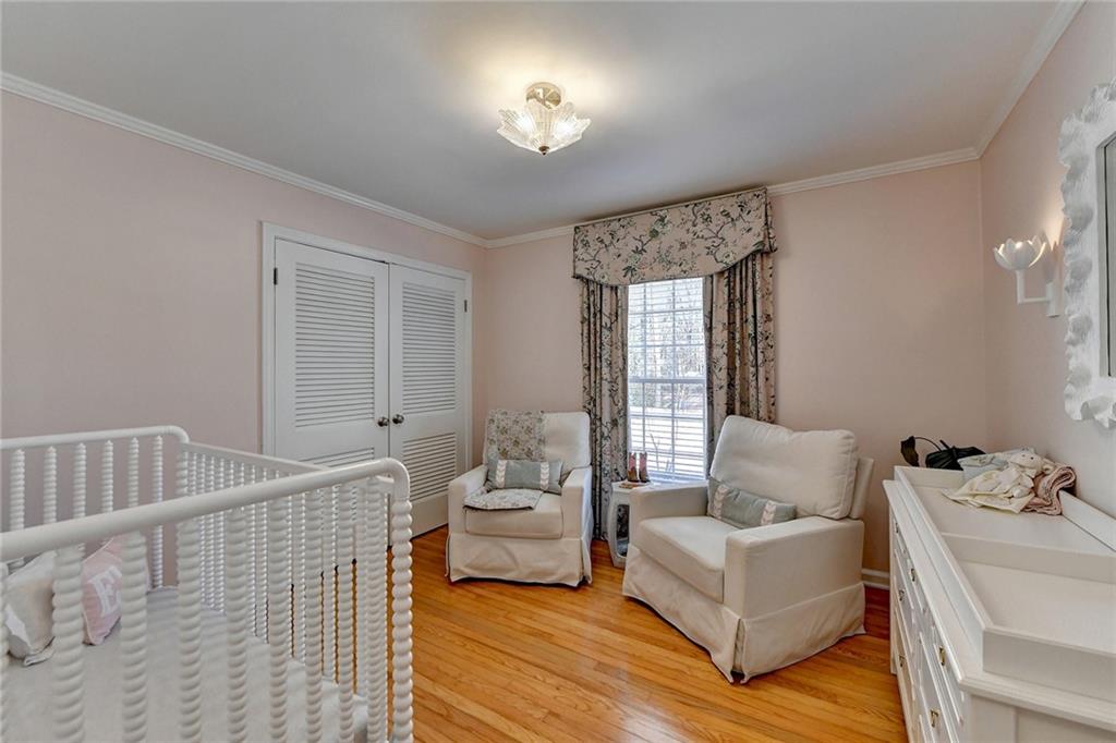 2500 Hawthorne Drive NE