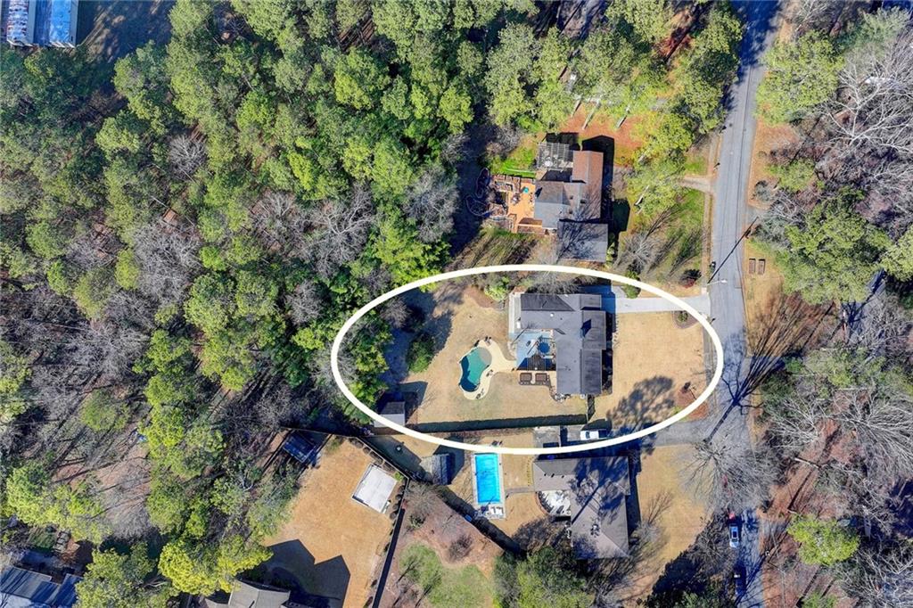 2500 Hawthorne Drive NE