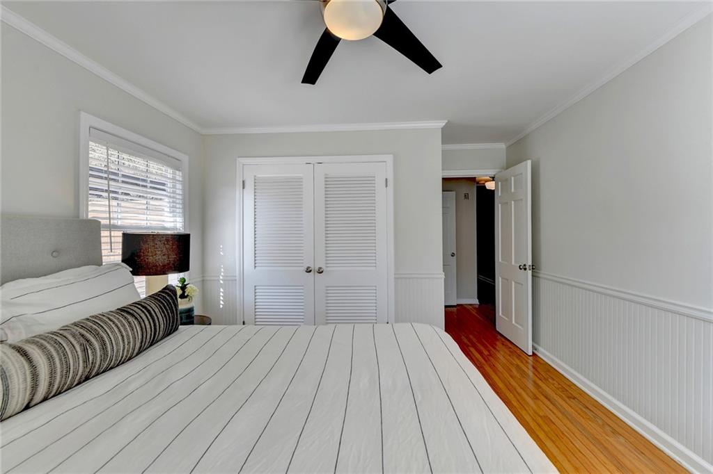 2500 Hawthorne Drive NE