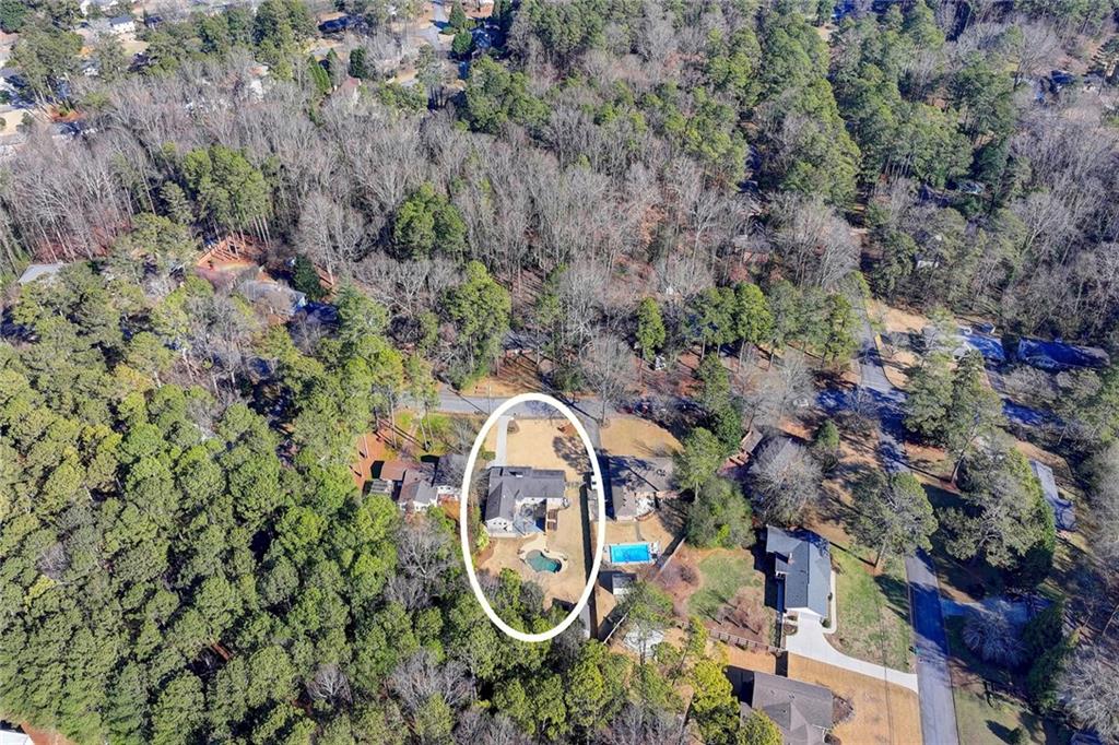 2500 Hawthorne Drive NE