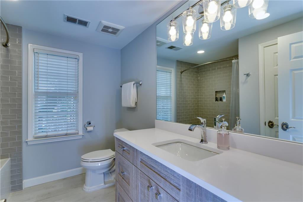 1120 Mountain Ivy Drive