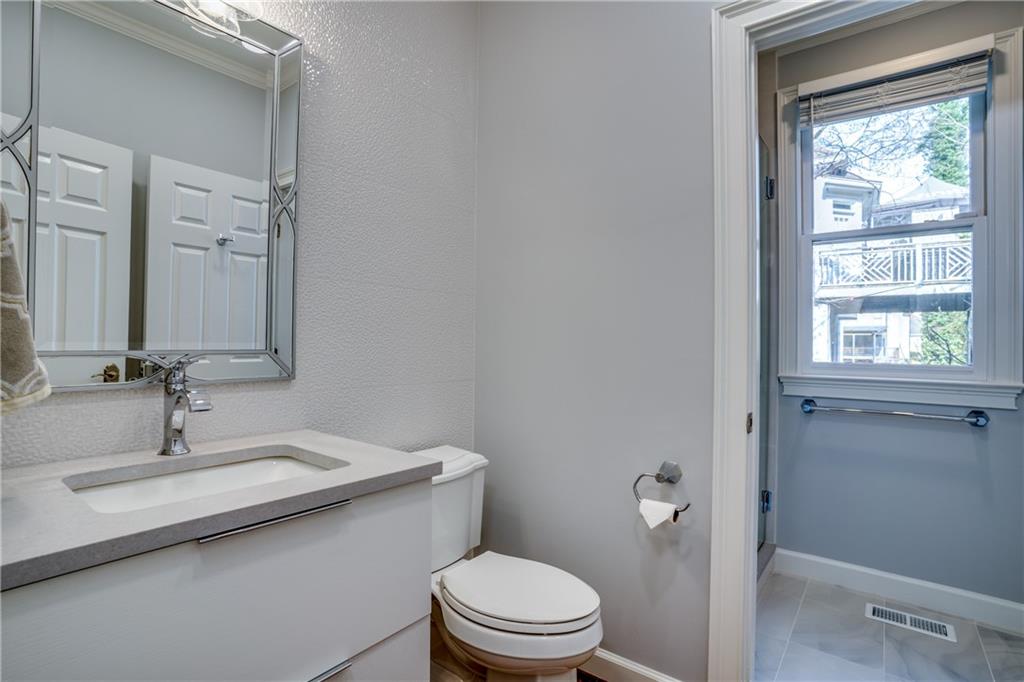 1120 Mountain Ivy Drive