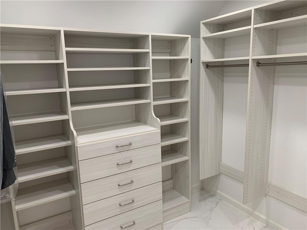 1120 Mountain Ivy Drive