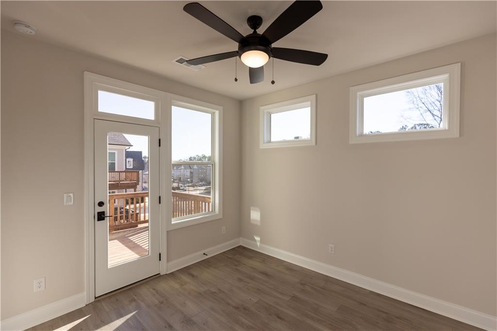 150 Everley Walk Unit 1