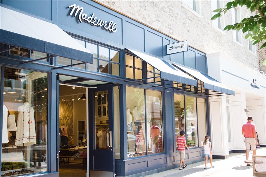 150 Everley Walk Unit 1