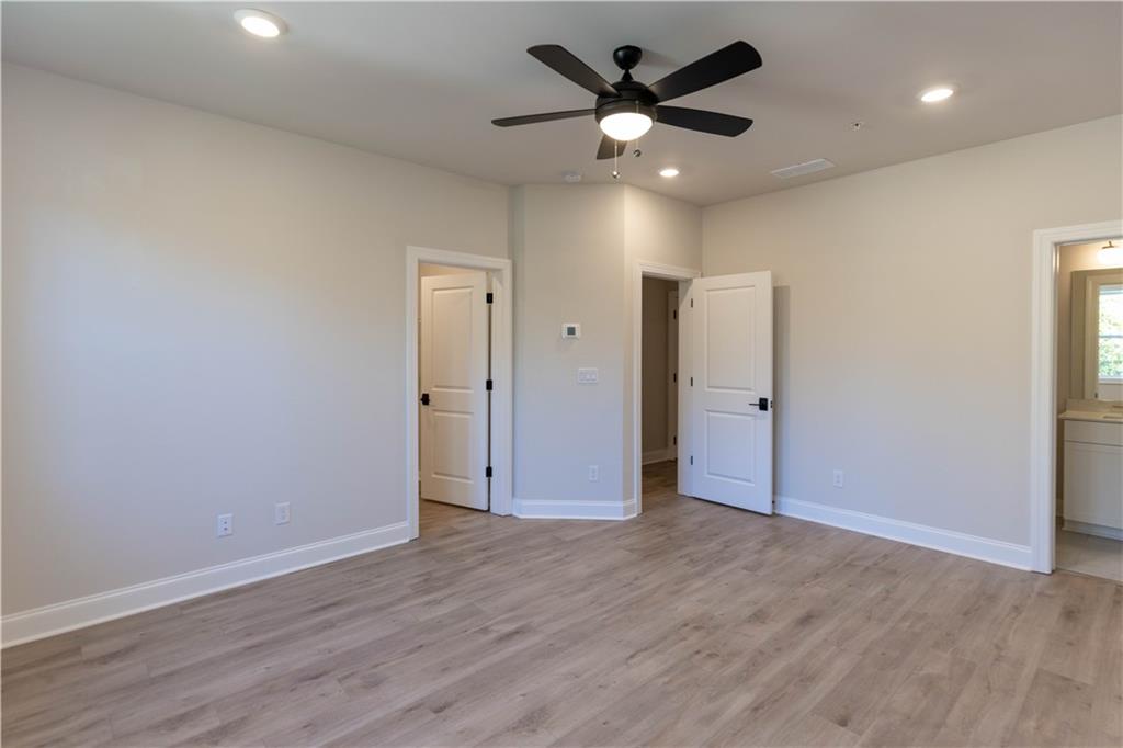 150 Everley Walk Unit 1