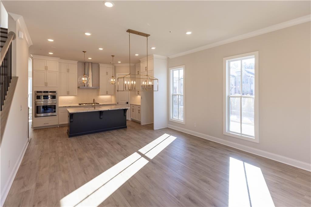 150 Everley Walk Unit 1