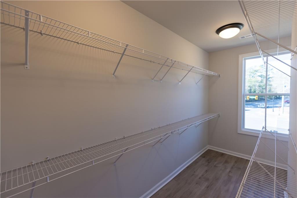 150 Everley Walk Unit 1