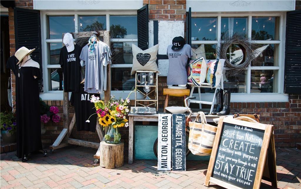 150 Everley Walk Unit 1