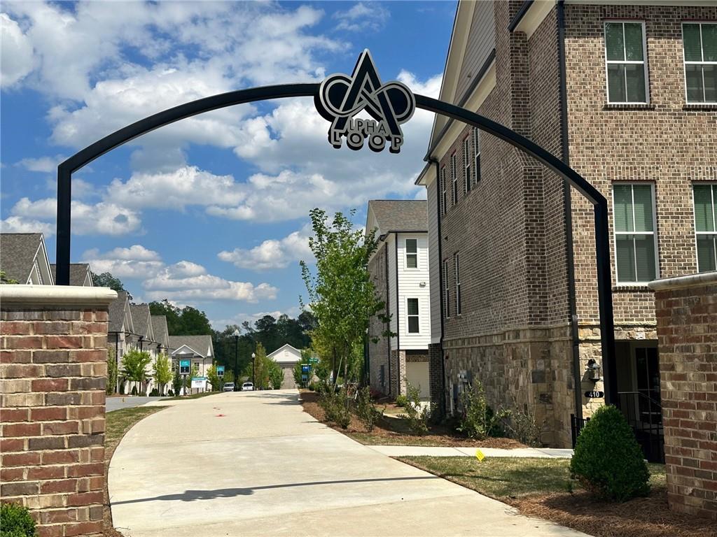 150 Everley Walk Unit 1