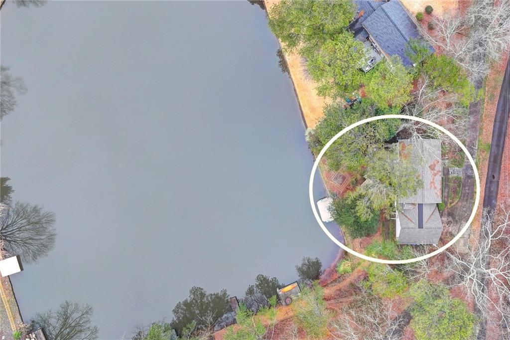 5105 Meadowlake Lane