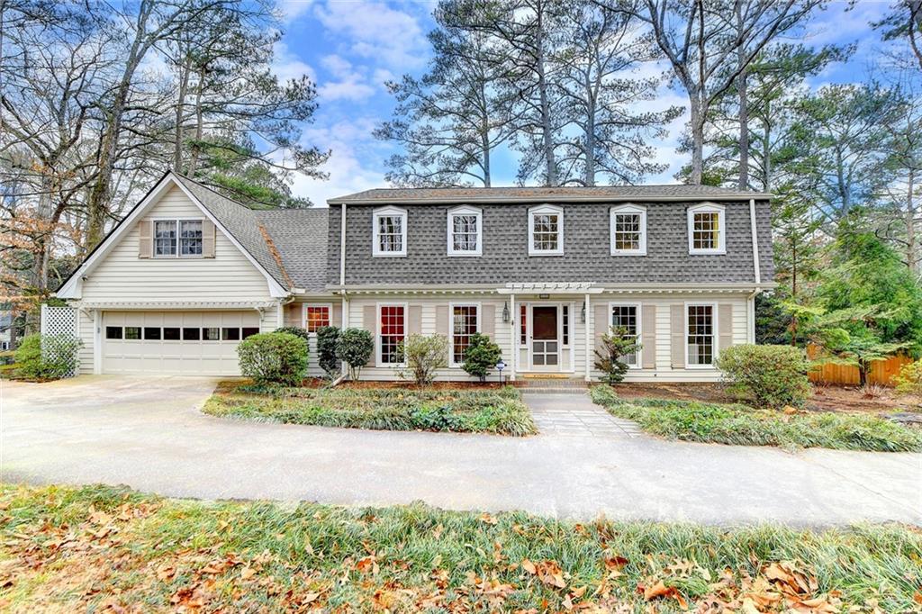 5105 Meadowlake Lane