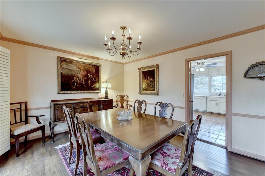 5105 Meadowlake Lane