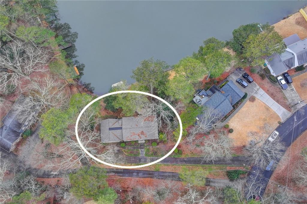 5105 Meadowlake Lane