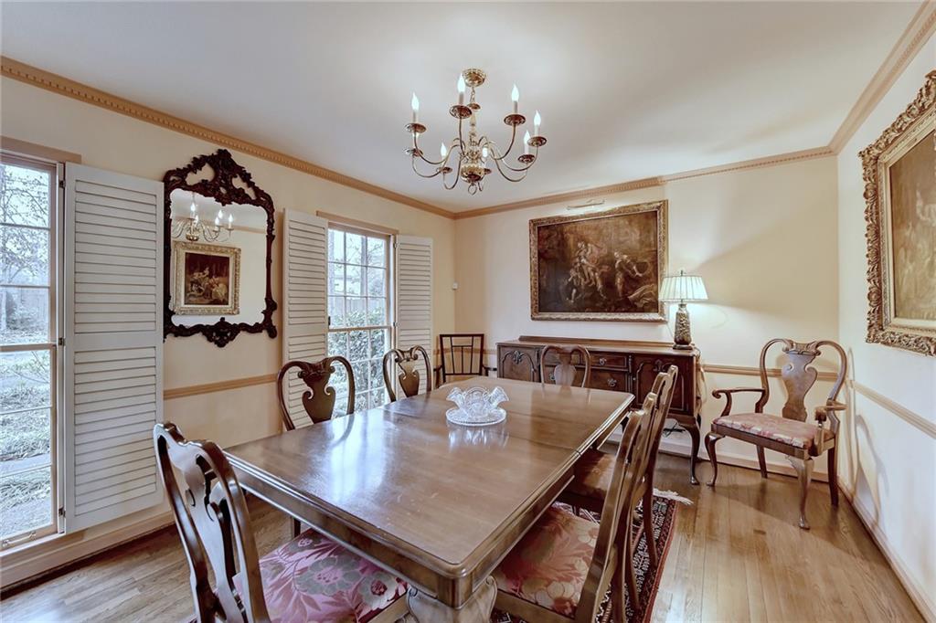 5105 Meadowlake Lane