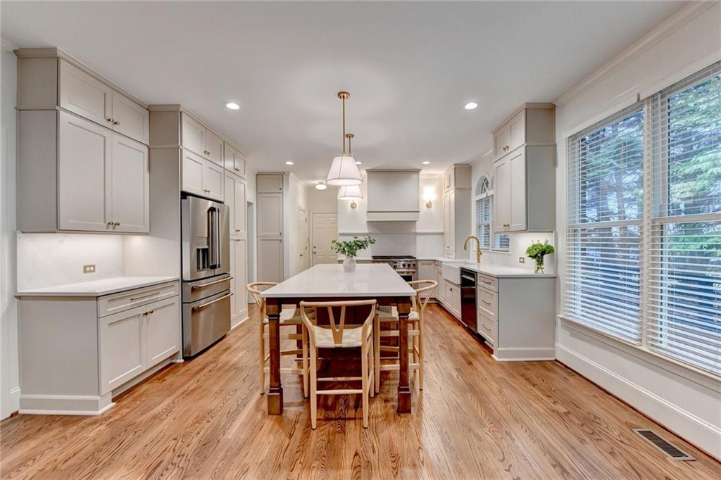 320 Oakhurst Leaf Drive