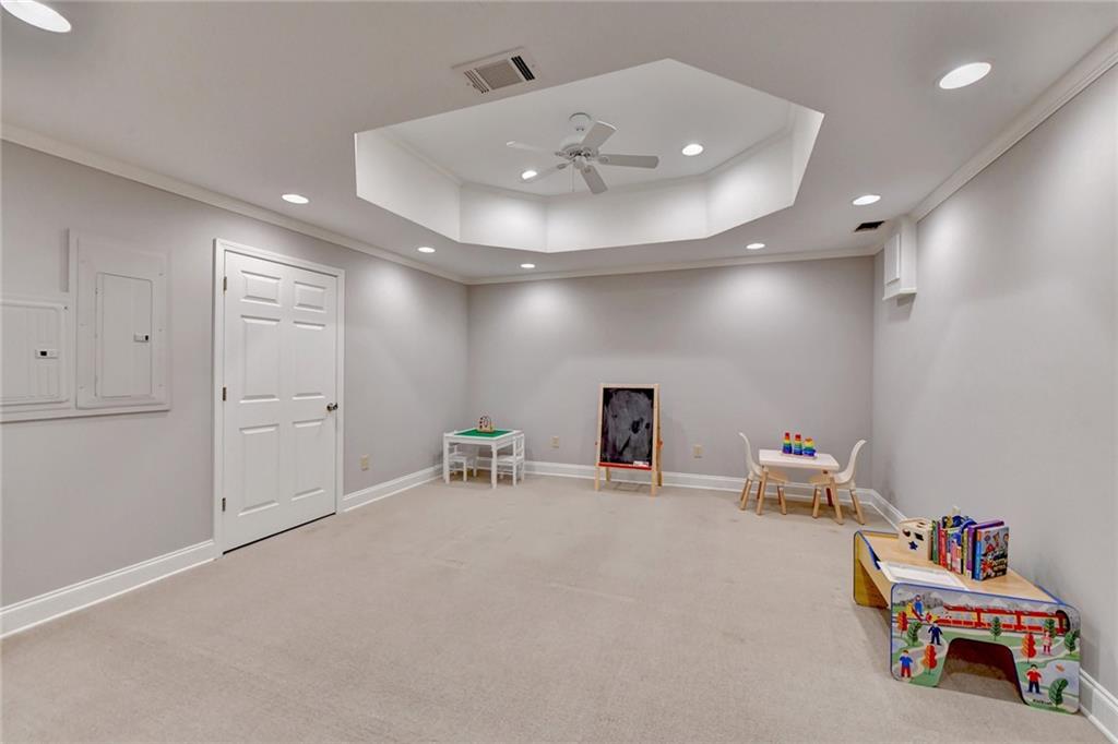 320 Oakhurst Leaf Drive